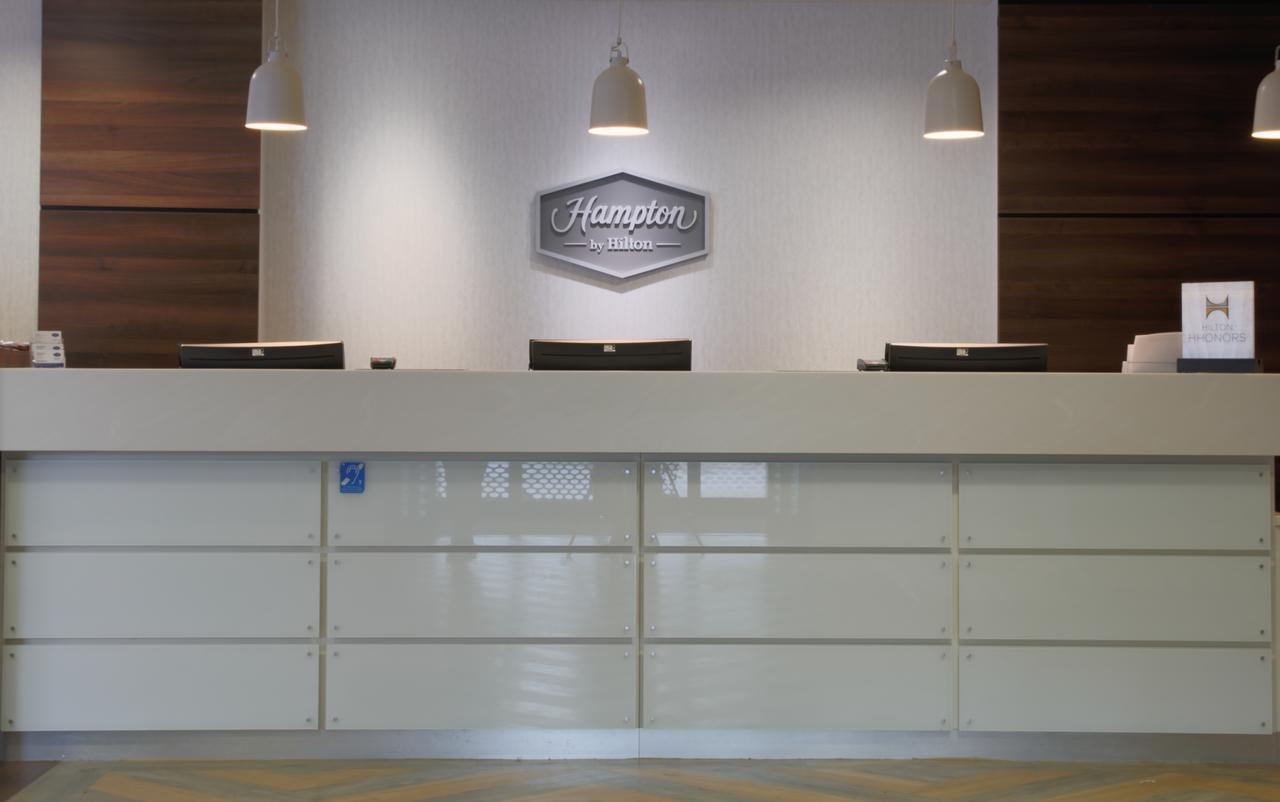 Готель Hampton By Hilton Exeter Airport Woodbury Екстер'єр фото